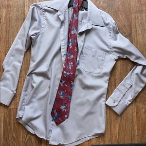 Men's Long Sleeved  Grey dress shirt w/ tie